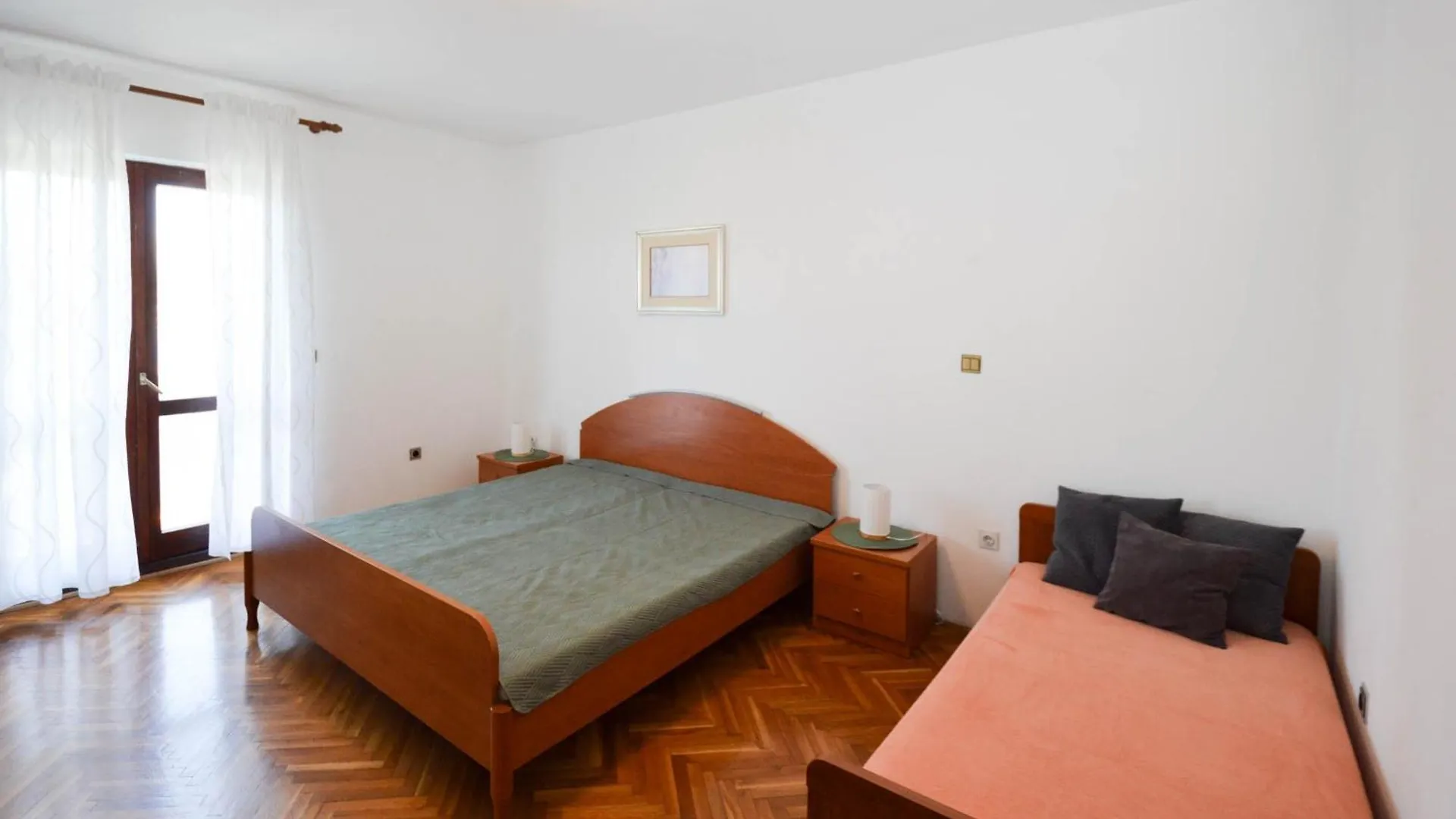 Goran Apartment Pag Town 0*,  Croatia